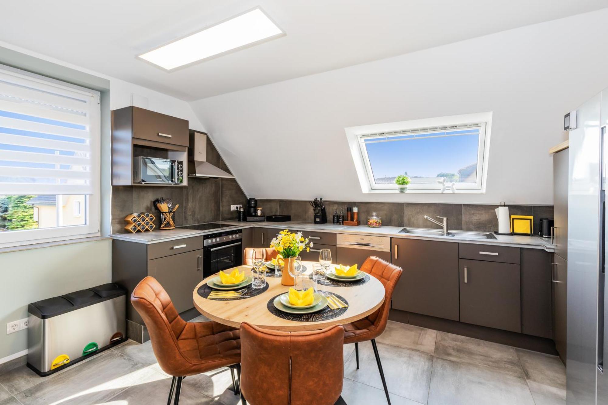 Svyvo Siegburg - Cozy Serviced Apartments Near Cologne & Bonn ภายนอก รูปภาพ